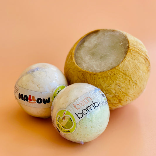 Lime and coconut bath bomb