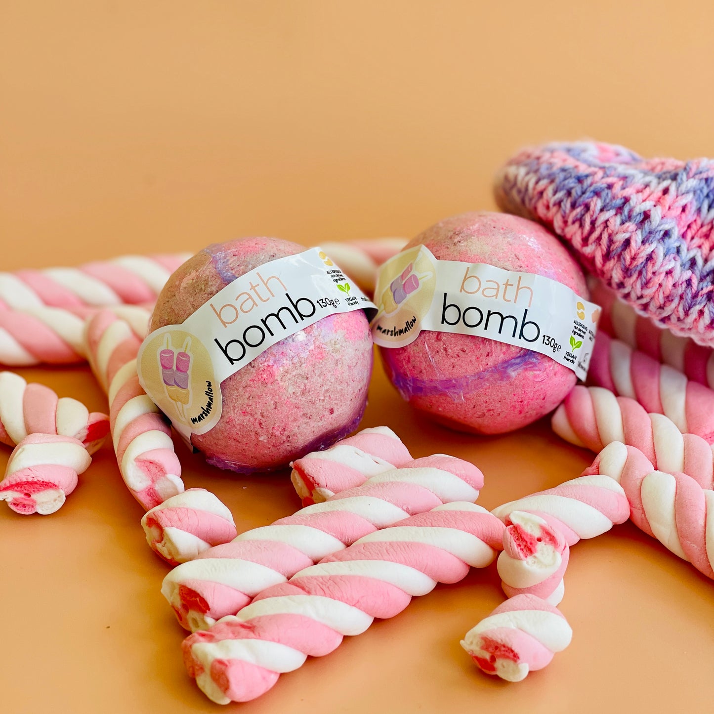 Marshmallow bath bomb